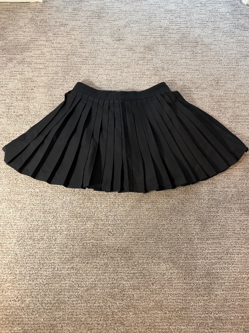 Commense Black Pleated Skater Skirt